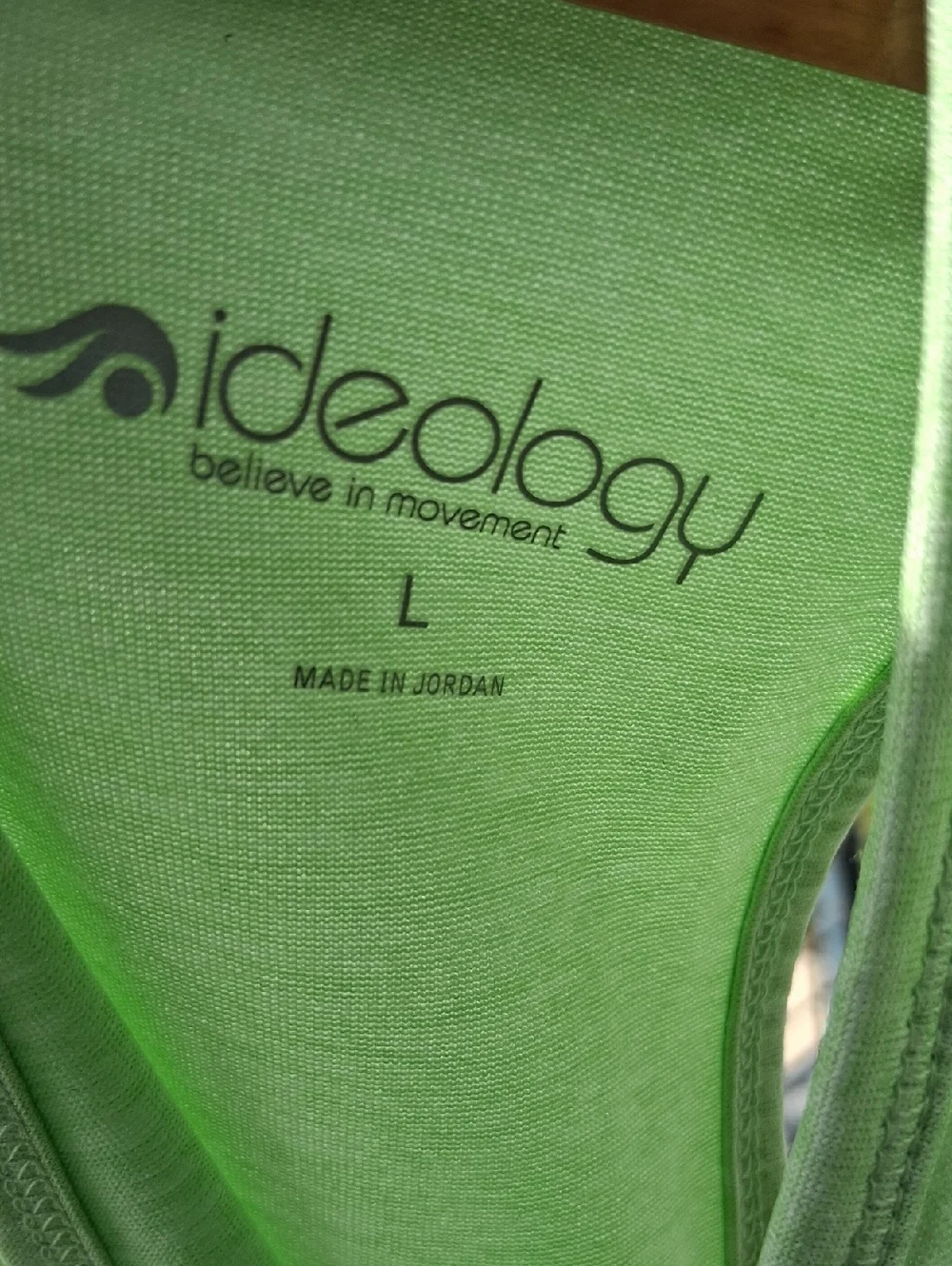 Ideaology Bright Green Work Out Top - Picture 3 of 4